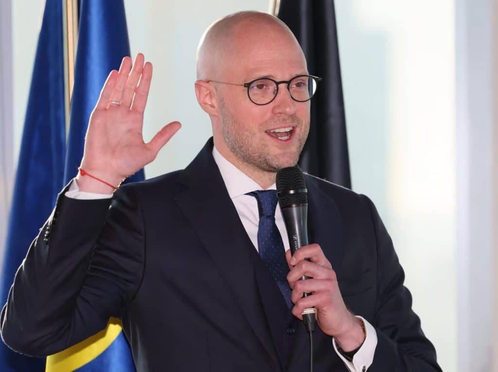 ديفيد ليستر