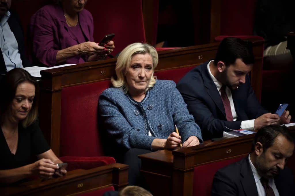 زعيمة اليمين المتطرف مارين لوبان