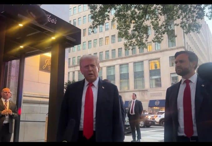 دونالد ترامب