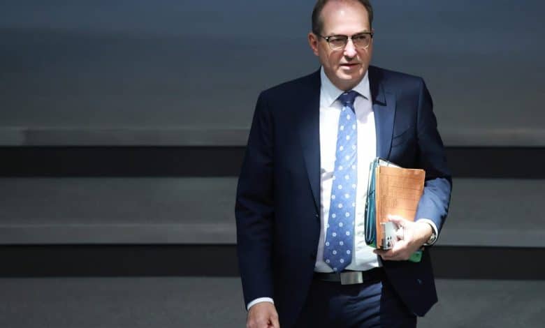 وزير الداخلية الألماني ألكسندر دوبريندت