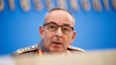 المفتش العام للقوات المسلحة الجنرال كارستن بروير