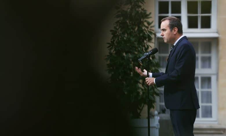 رئيس الوزراء الفرنسي سيباستيان ليكورنو