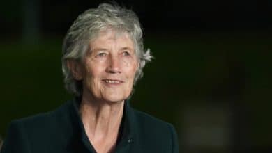 كاثرين كونولي، الاشتراكية المستقلة ورئيسة بلدية جالواي السابقة