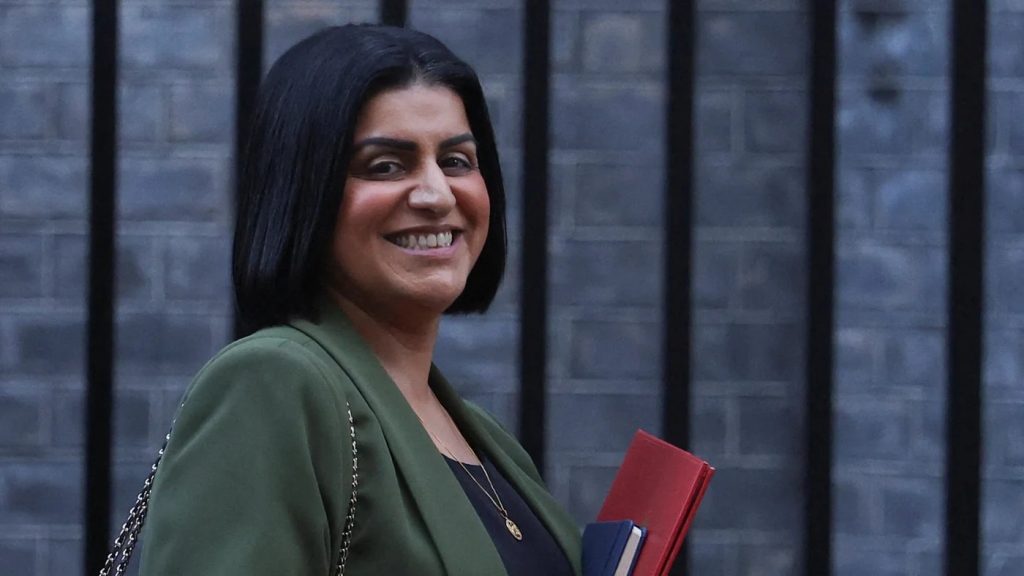 مايا فوا، مديرة منظمة ريبريف