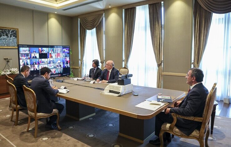 نائب أردوغان يمثّل تركيا في قمة "تحالف الراغبين" ويحذّر من تصاعد الهجمات في البحر الأسود