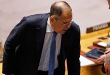لافروف: روسيا لن تعلّق عملياتها في أوكرانيا