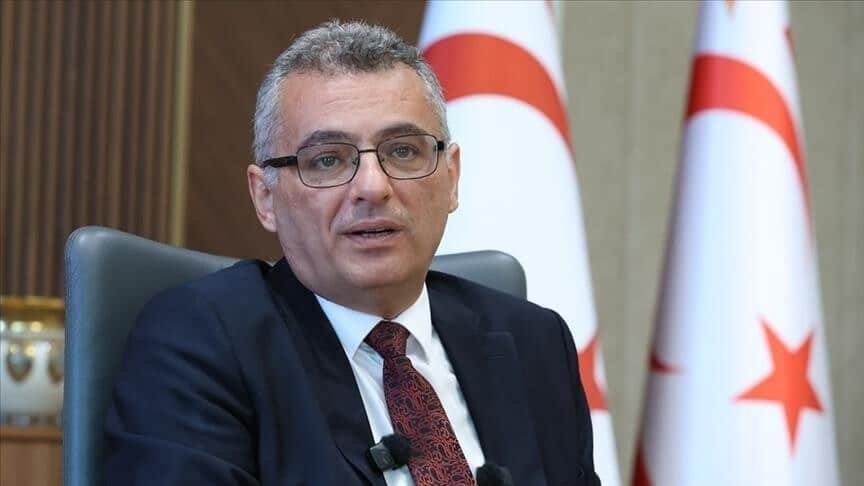 أرهورمان يلتقي خريستودوليدس في المنطقة العازلة