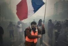 الشرطة الفرنسية تعزز انتشارها وحجب الإنترنت استعداداً للمظاهرات