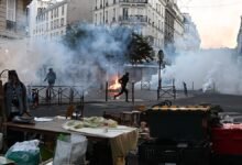رئيس الوزراء الفرنسي يطلب فرض حظر تجول جزئي في عدة مناطق