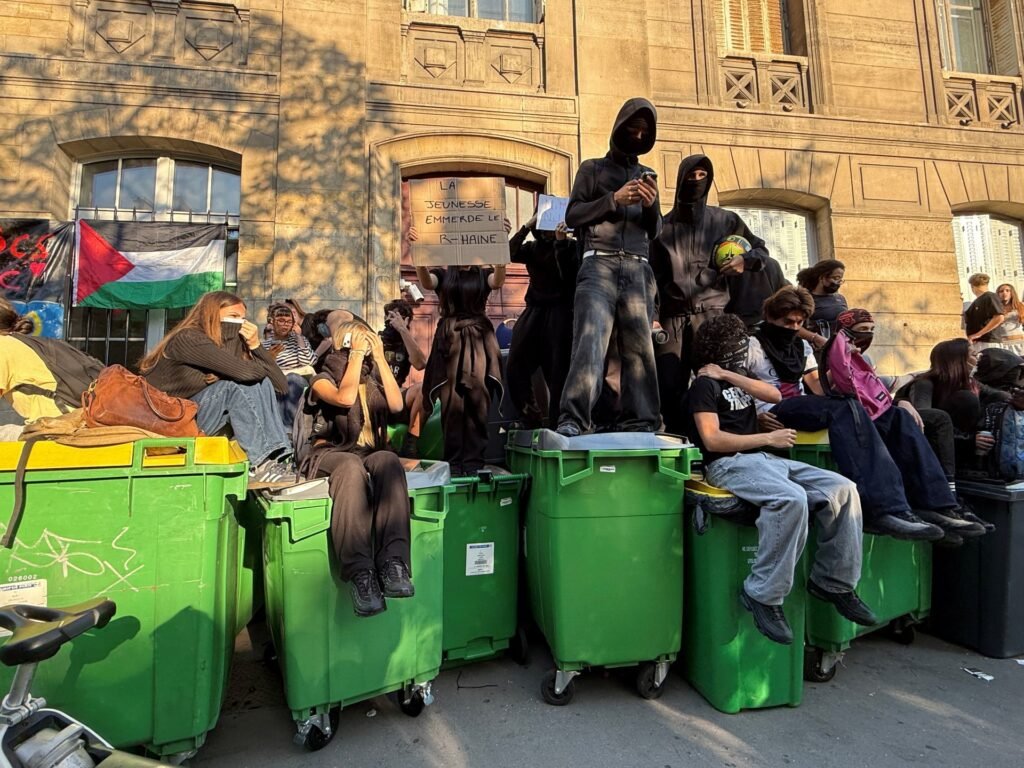 تقرير أمnesty: إصابات خطيرة لطلاب فرنسيين أثناء مواجهات مع الشرطة